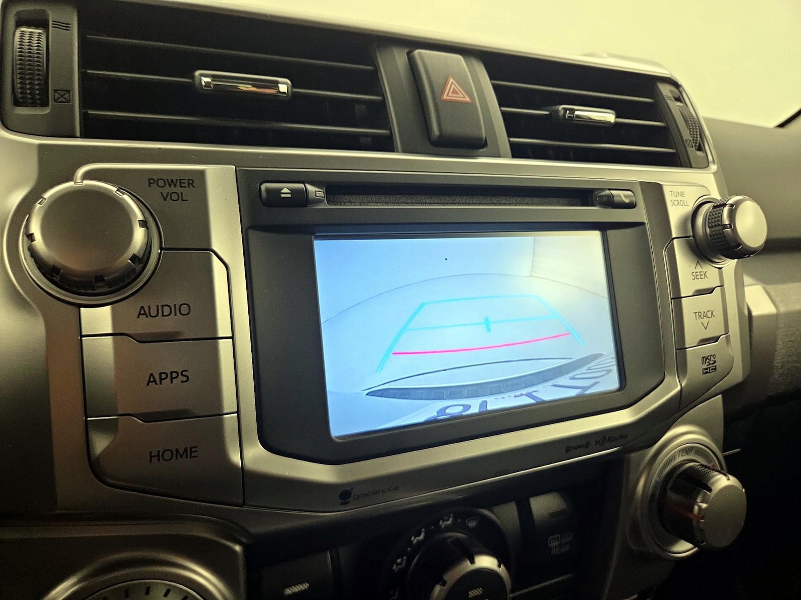 2018 Toyota 4Runner SR5 - Photo 16