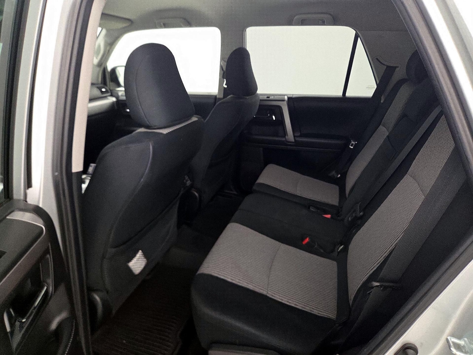 2018 Toyota 4Runner SR5 - Photo 21
