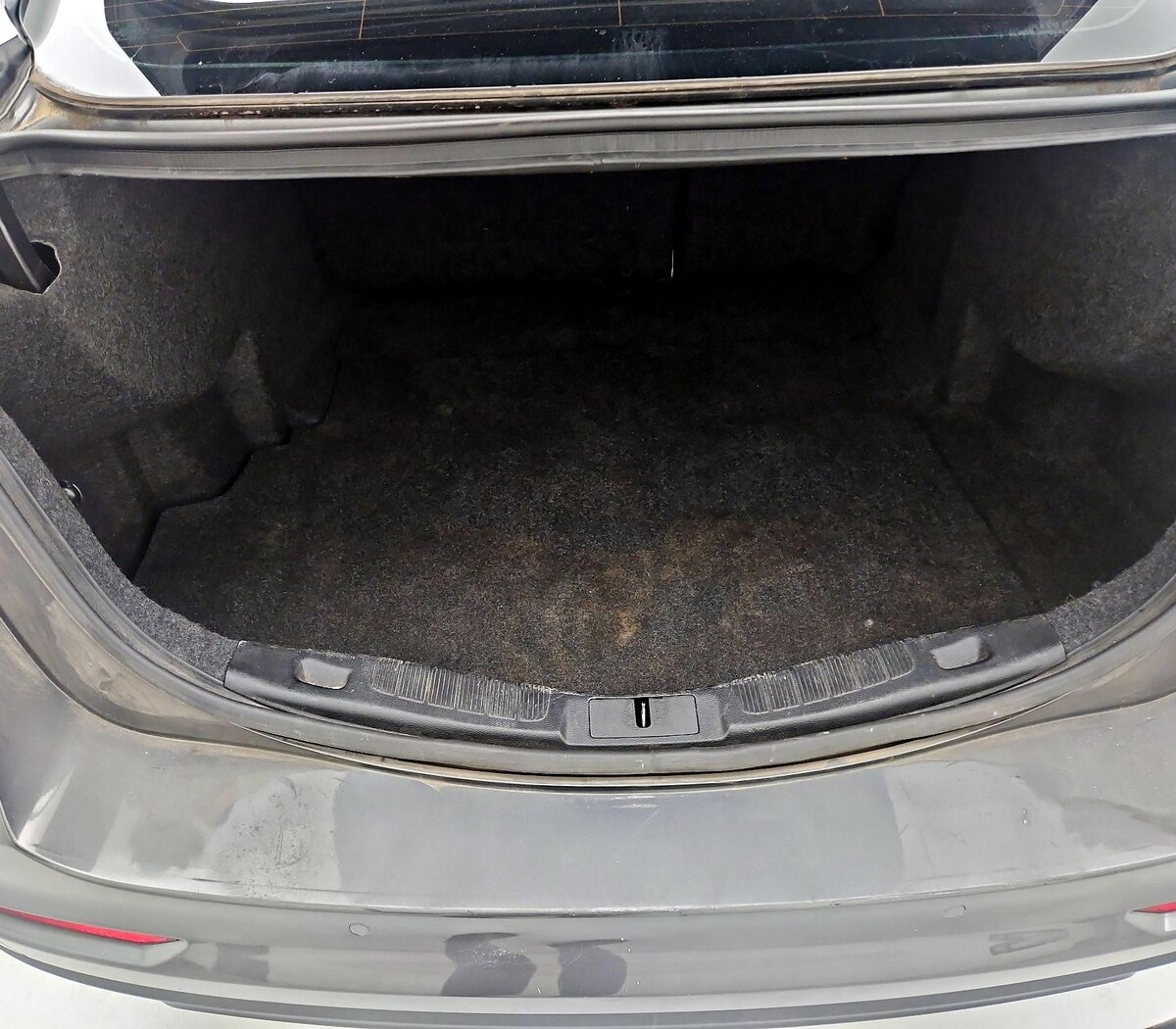 Trunk/Cargo (Seats Up)
