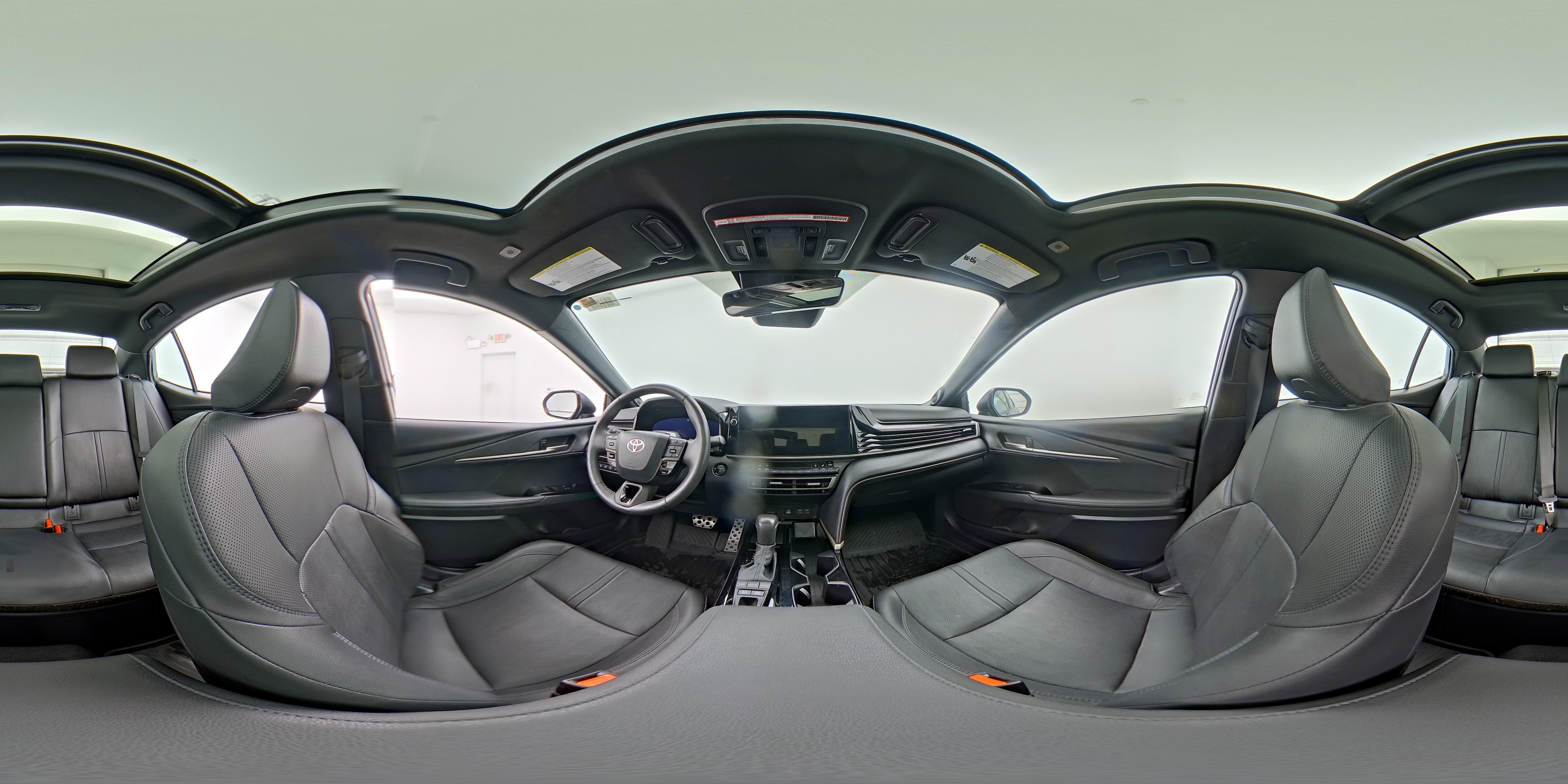 2025 Toyota Camry XSE - Photo 25