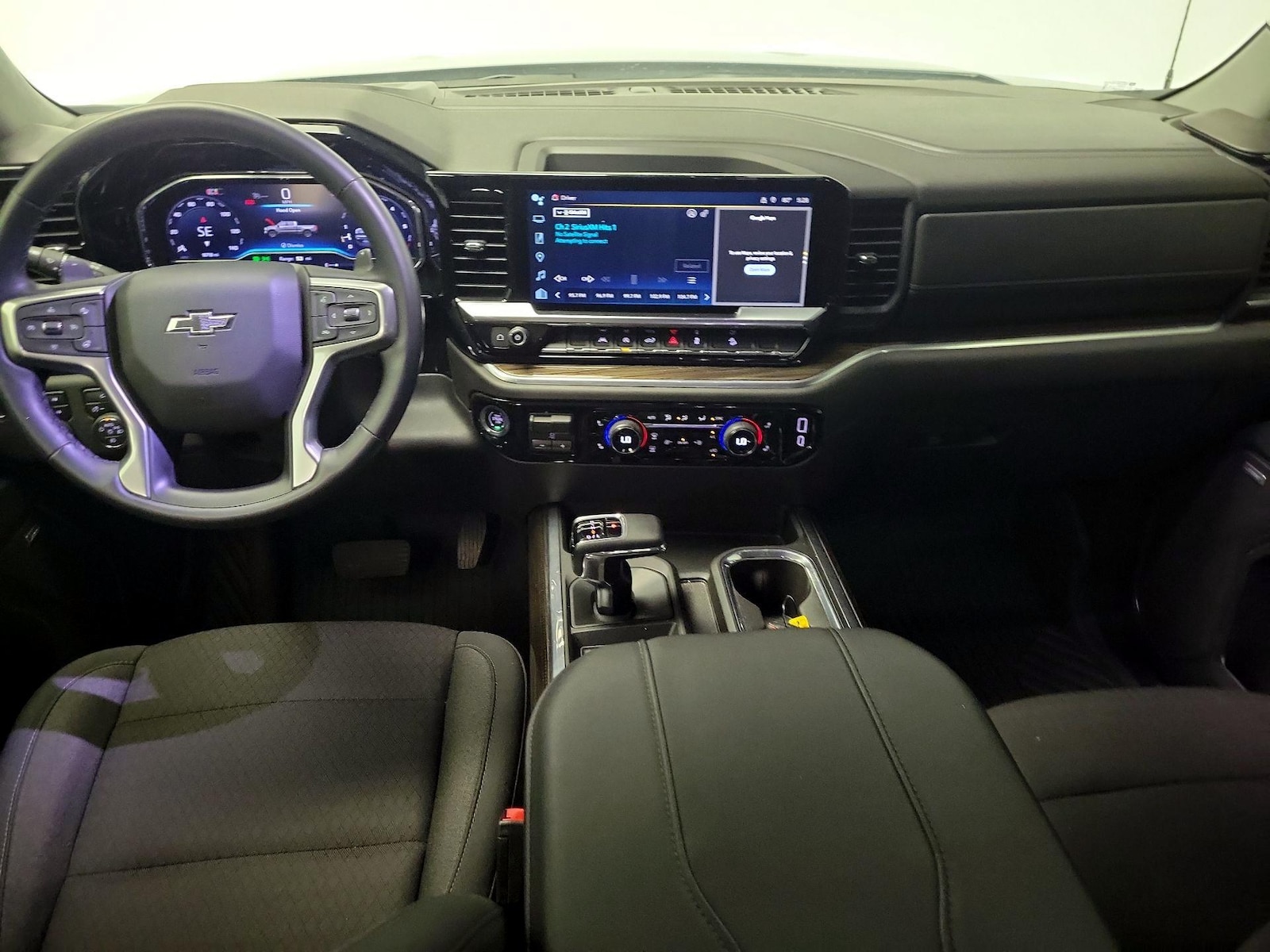 2024 Chevrolet Silverado 1500 RST - Photo 10