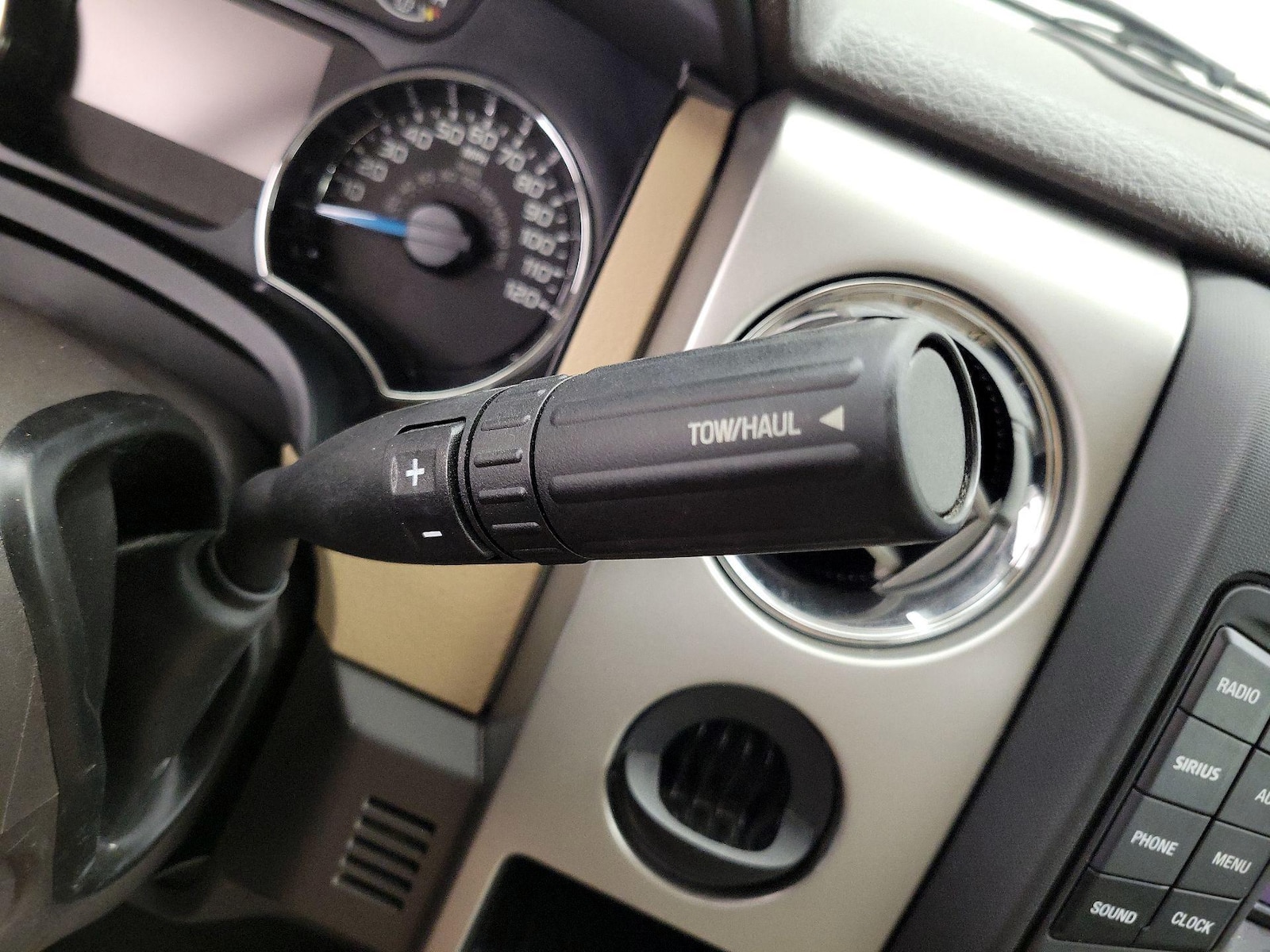 2014 Ford F-150 XLT - Photo 17