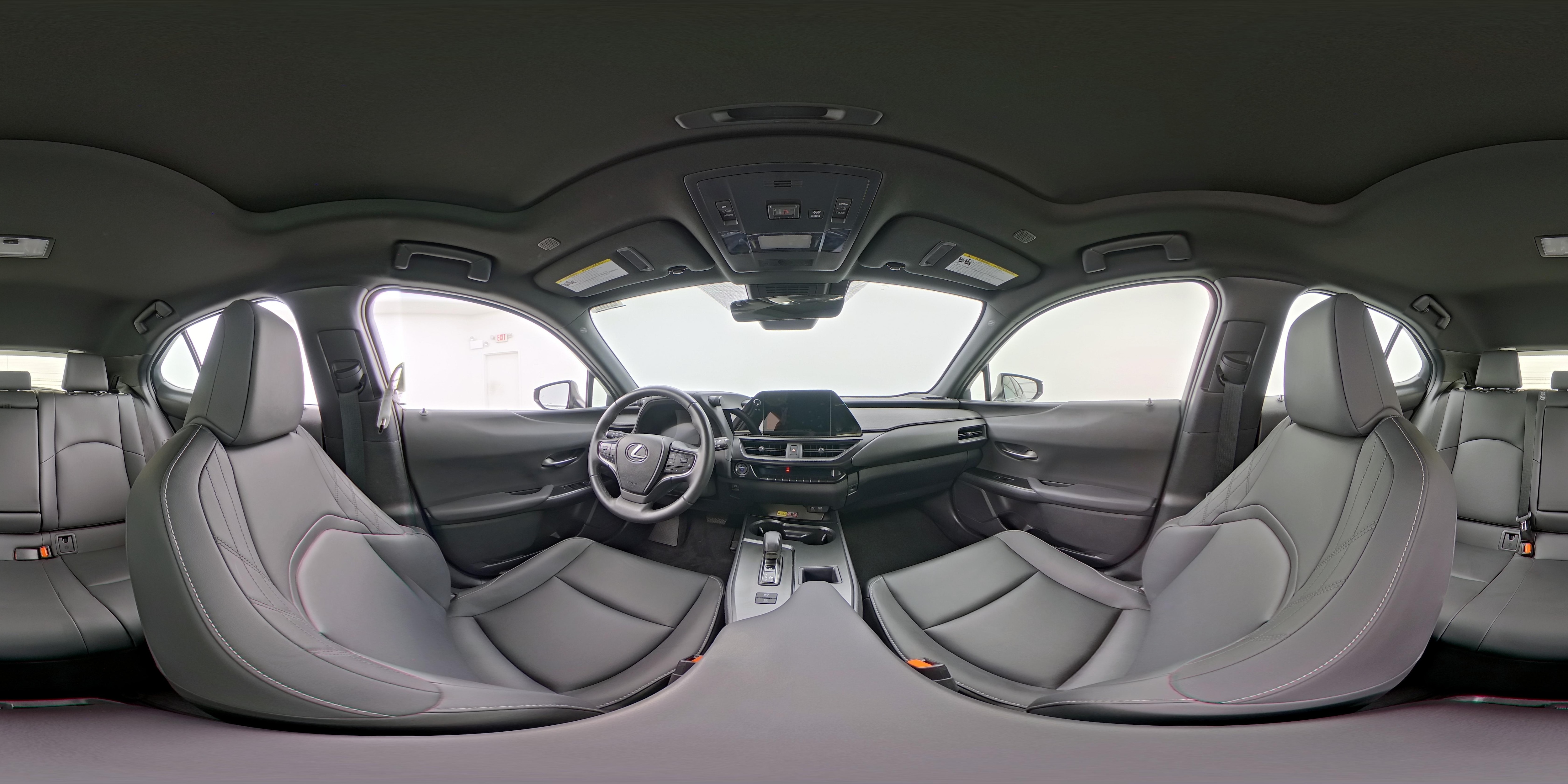 2025 Lexus UX Hybrid 300h - Photo 25