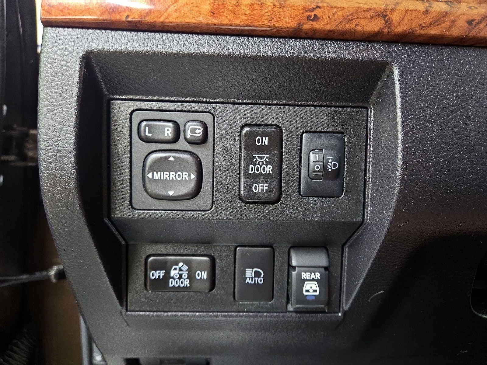 2021 Toyota Tundra 1794 Edition - Photo 14