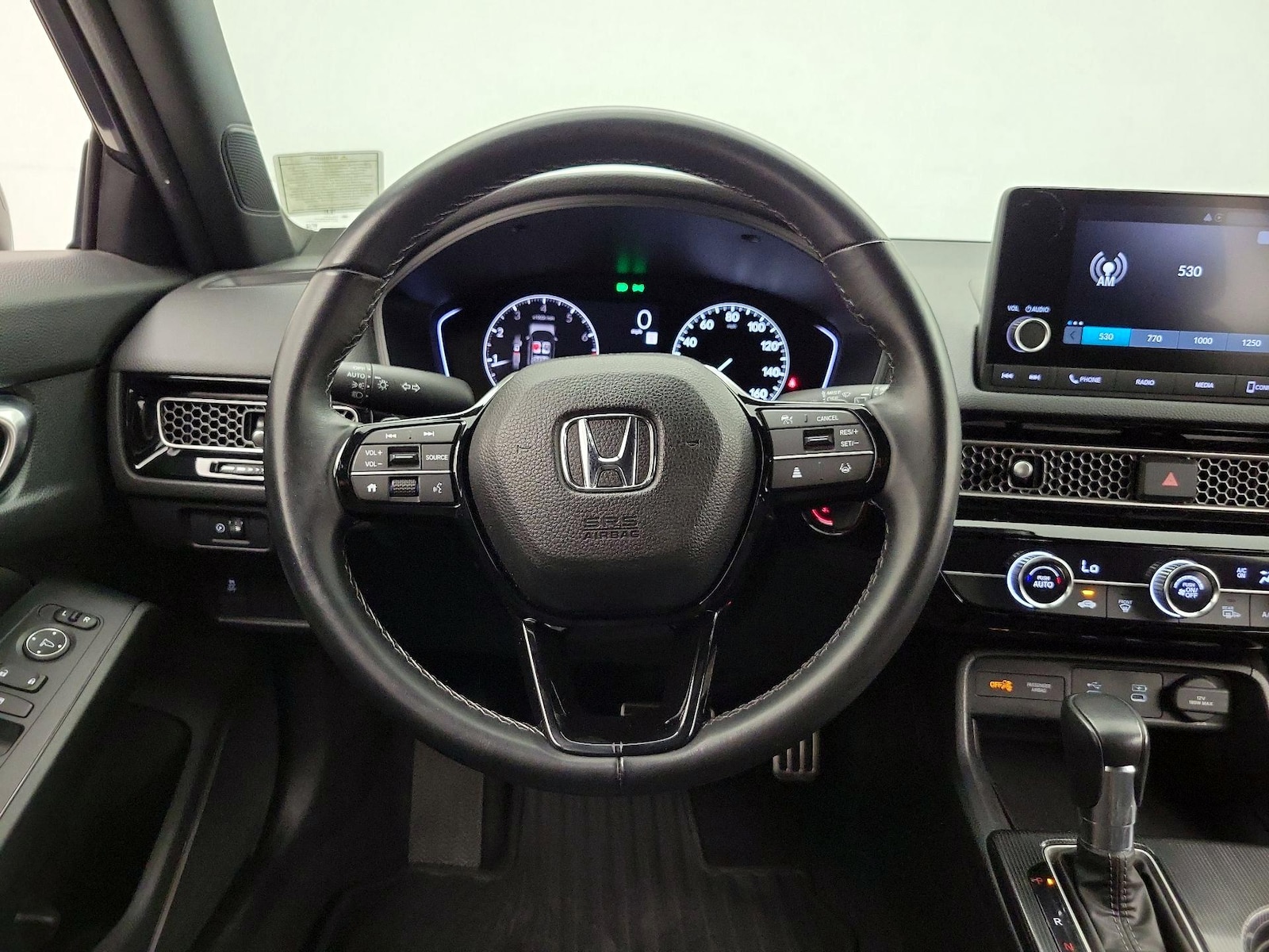2025 Honda Civic Hatchback Sport - Photo 2
