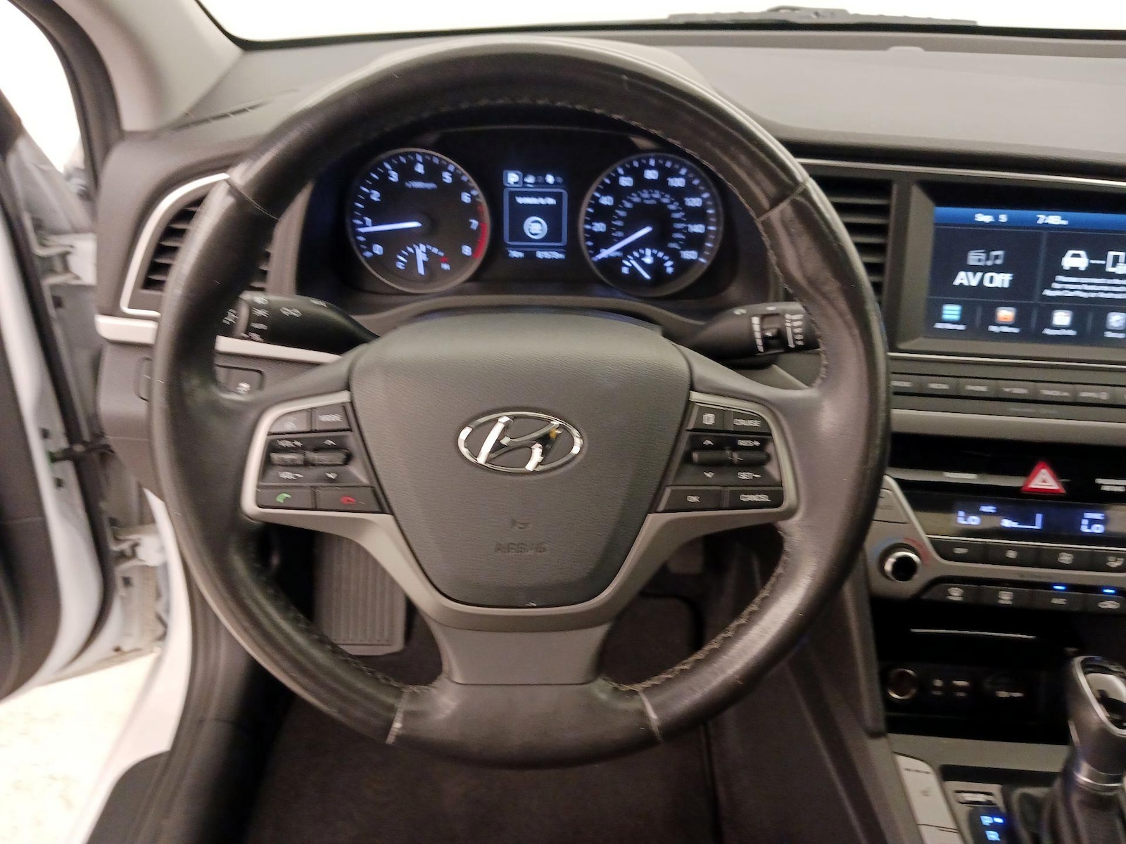 2018 Hyundai Elantra Value Edition - Photo 11
