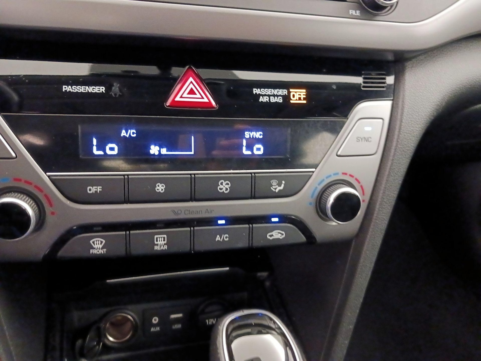 2018 Hyundai Elantra Value Edition - Photo 17