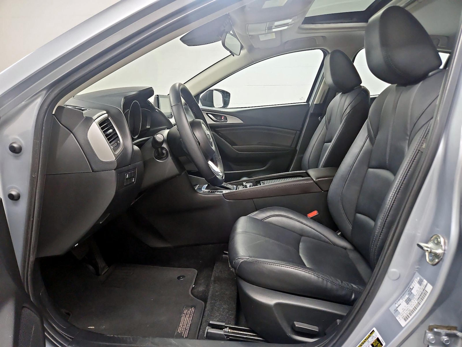 2018 Mazda Mazda3 Touring - Photo 12