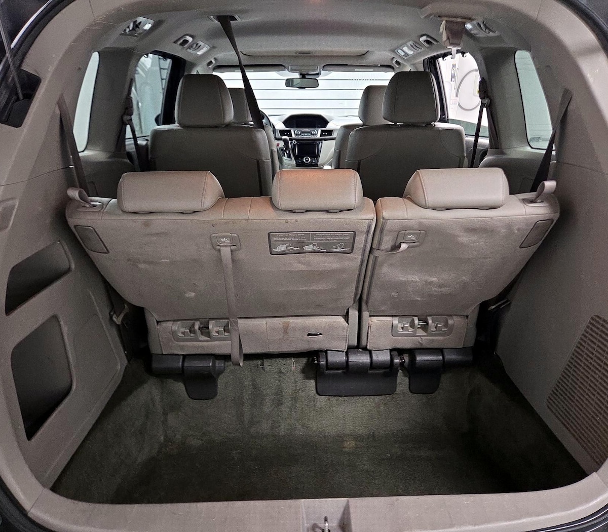Trunk/Cargo (Seats Up)