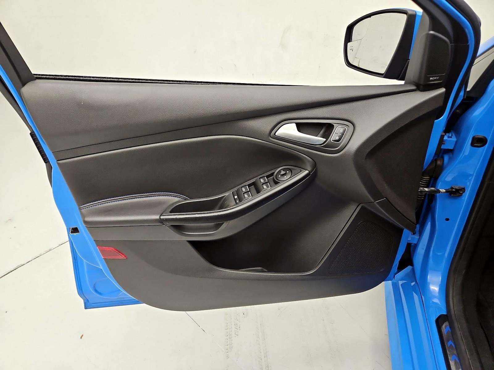 2017 Ford Focus RS - Photo 13
