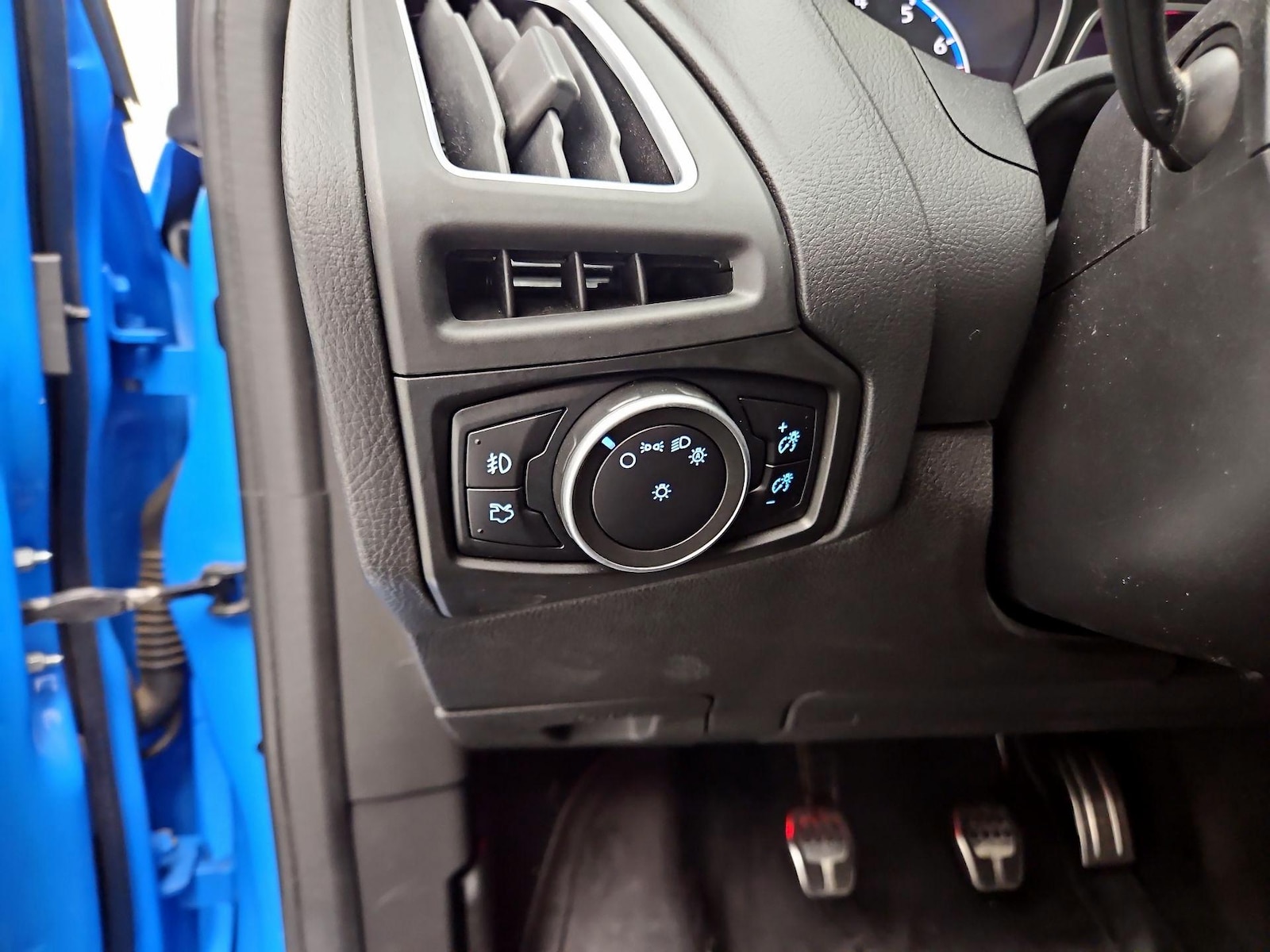 2017 Ford Focus RS - Photo 14