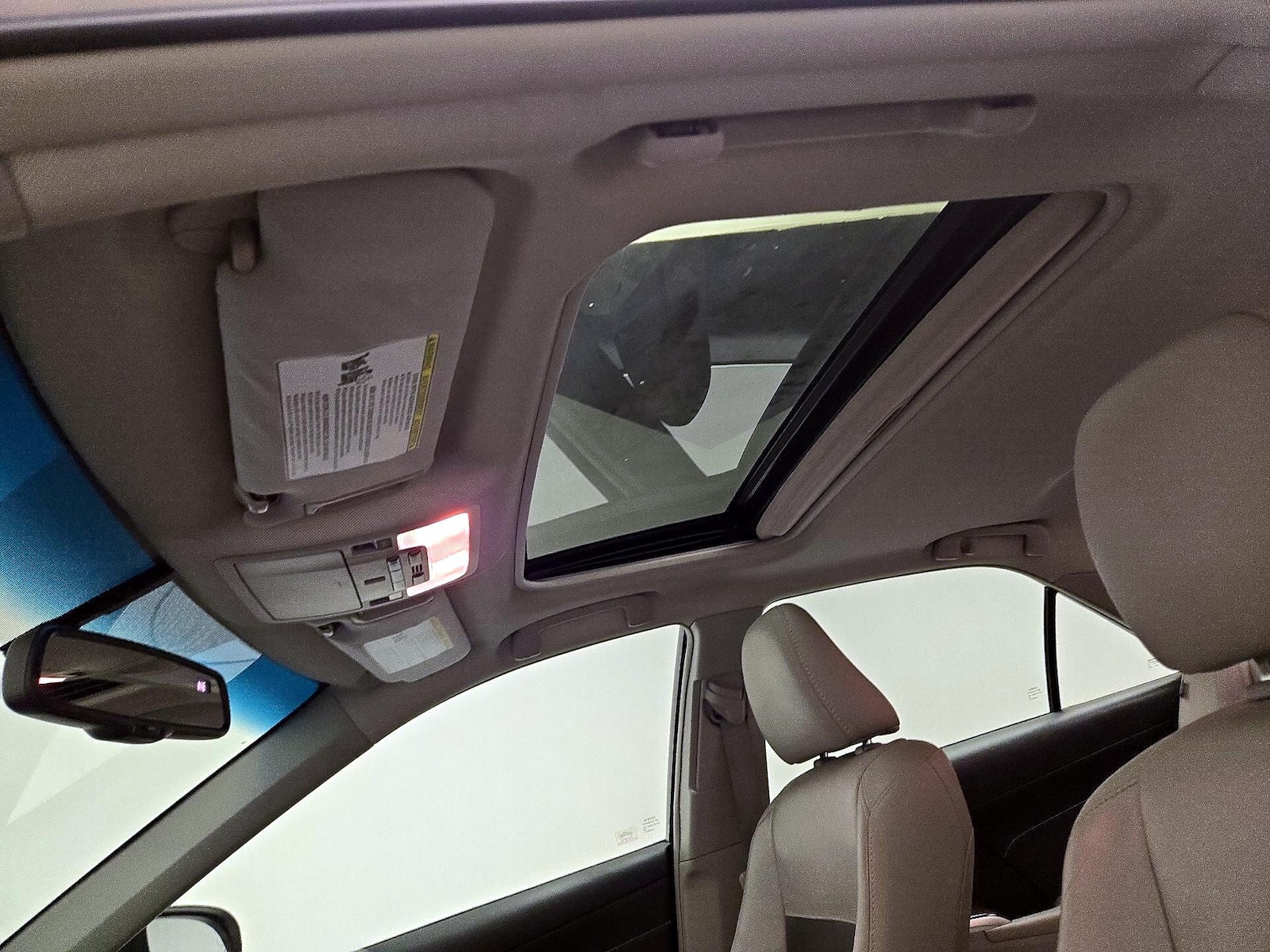 2014 Toyota Camry XLE - Photo 20
