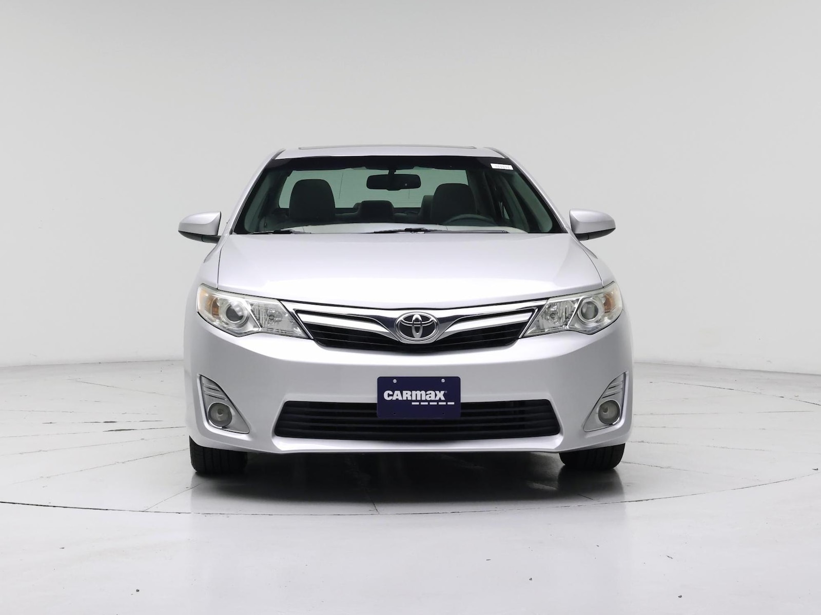 2014 Toyota Camry XLE - Photo 6