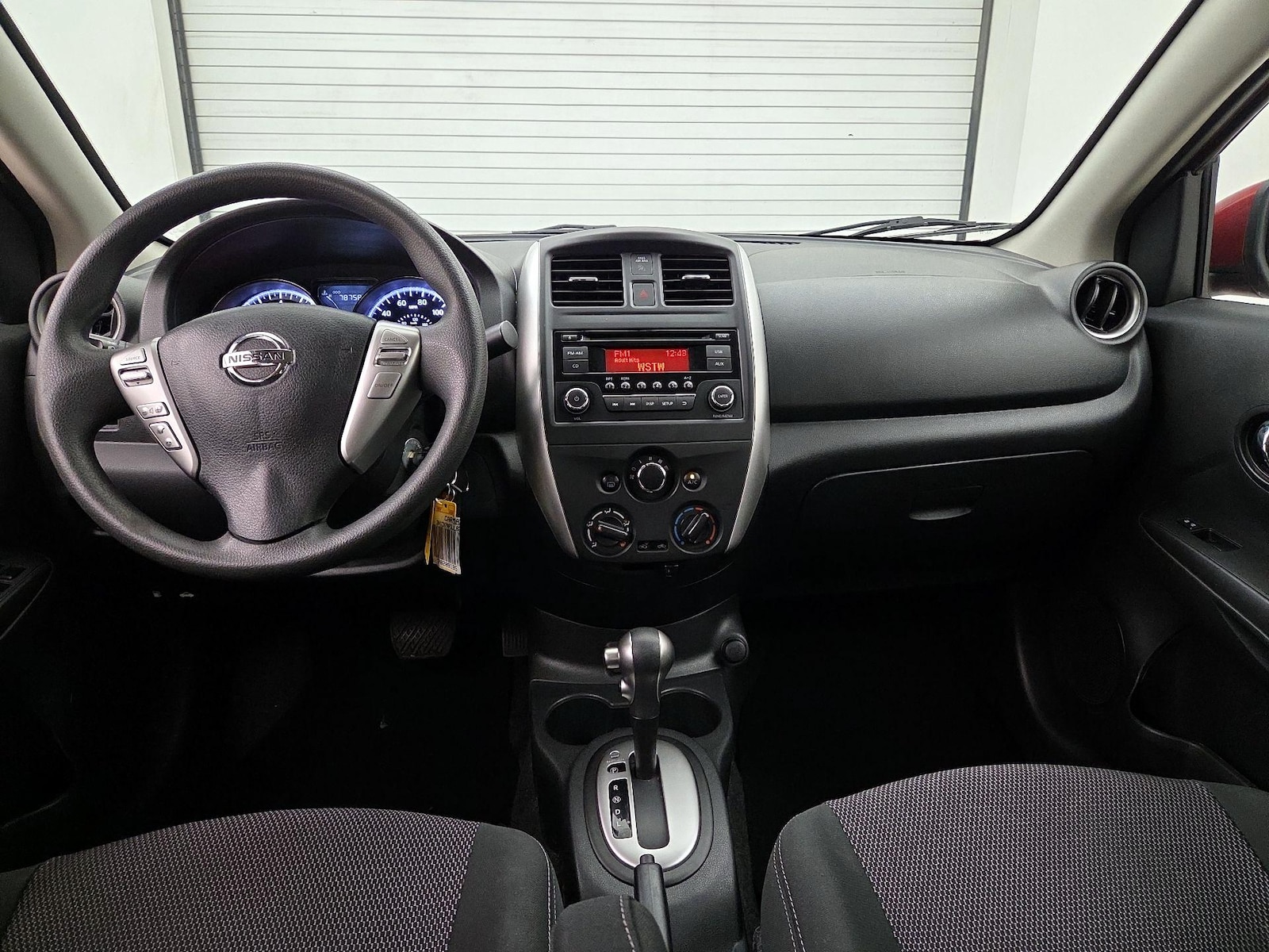 2018 Nissan Versa Sedan SV - Photo 10