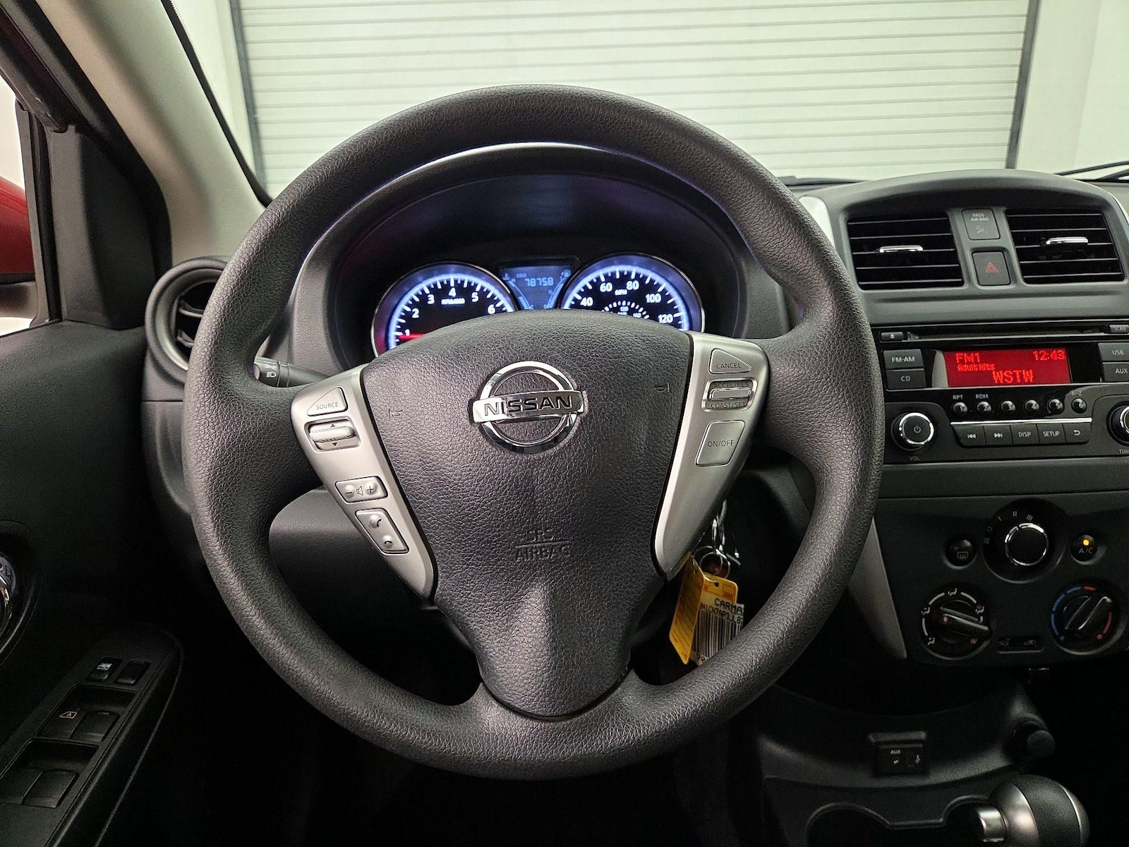 2018 Nissan Versa Sedan SV - Photo 11