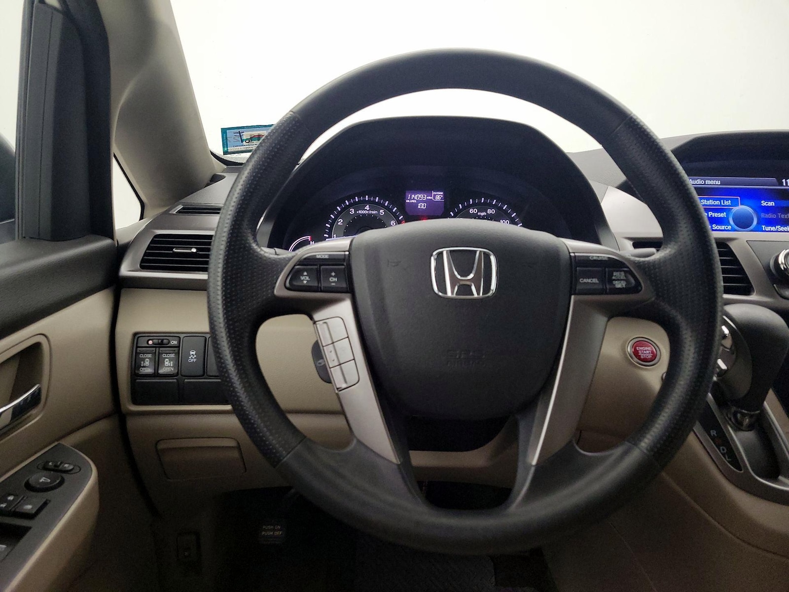 2016 Honda Odyssey SE - Photo 11