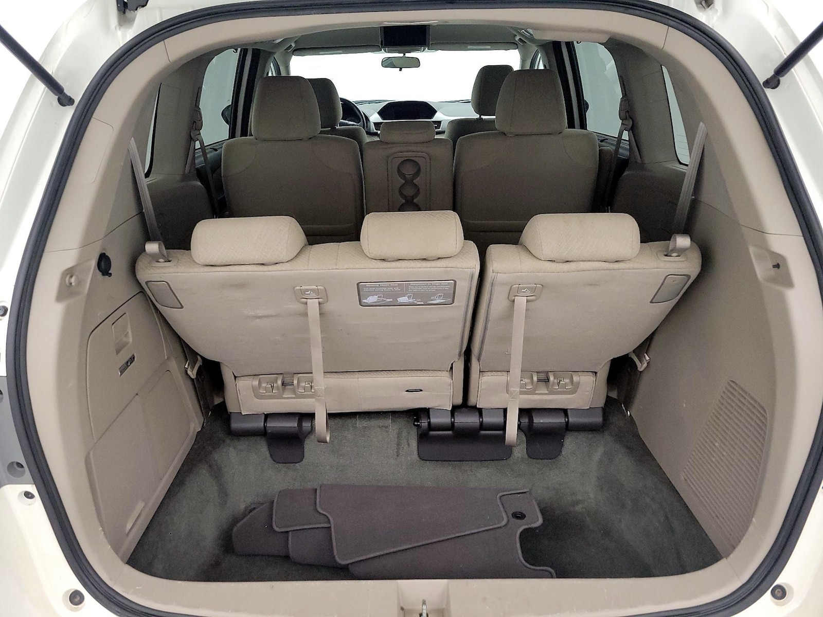 2016 Honda Odyssey SE - Photo 22