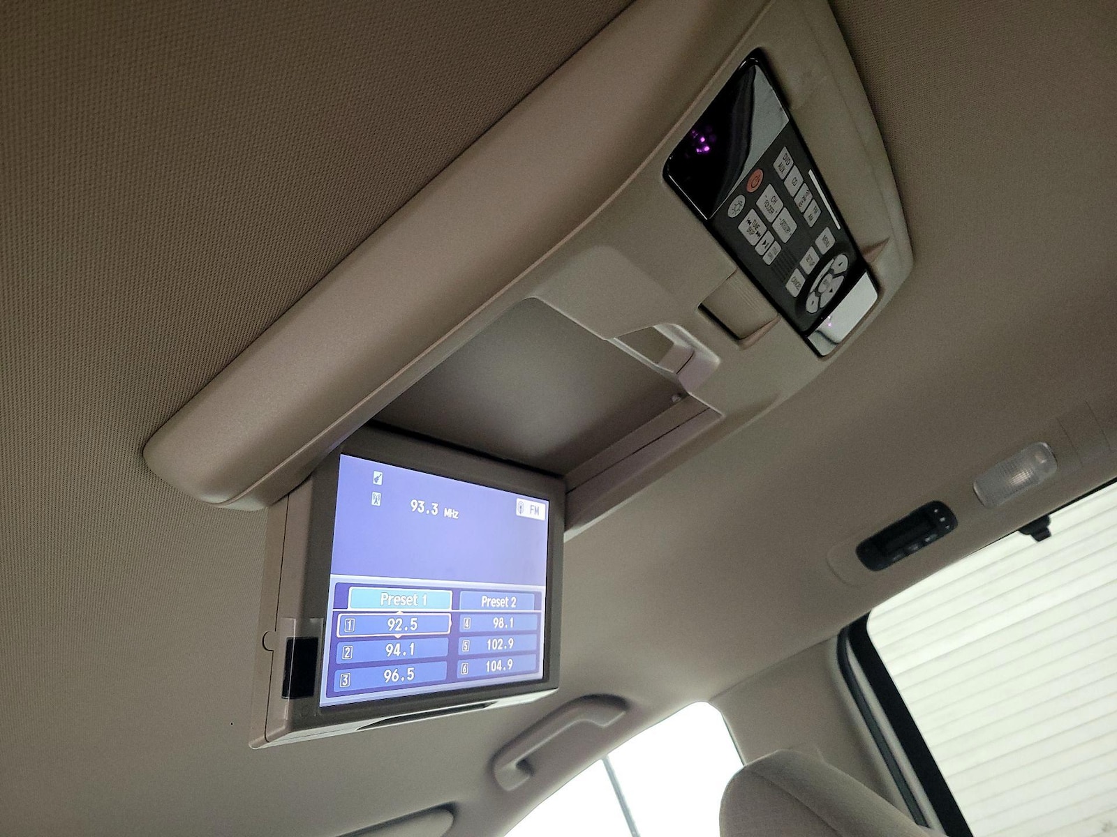 2016 Honda Odyssey SE - Photo 24