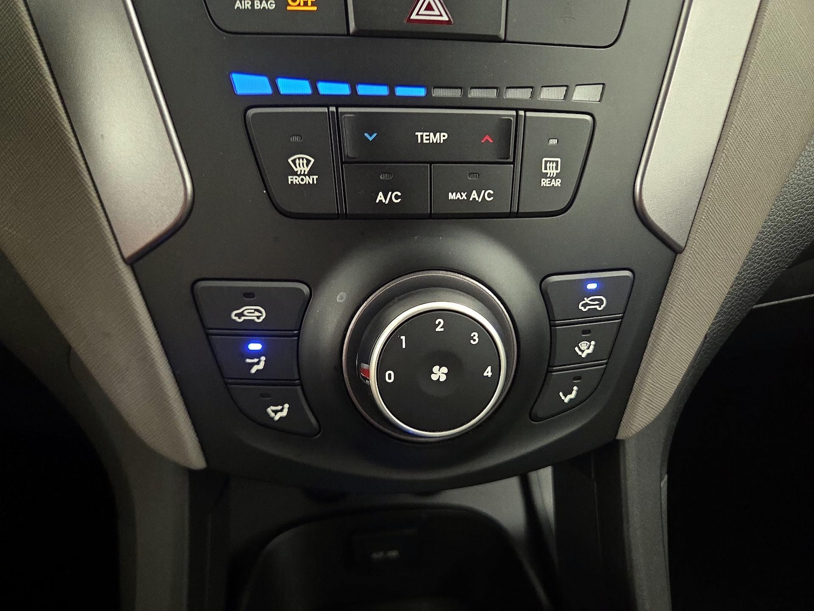 2014 Hyundai Santa Fe Sport - Photo 17