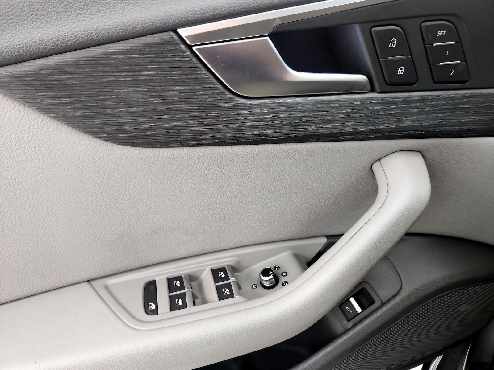 2017 Audi A4 Premium - Photo 13