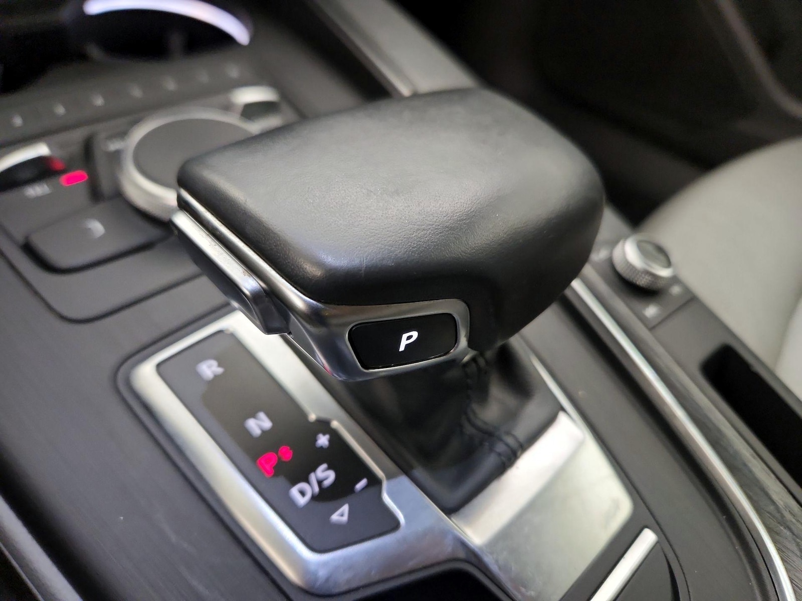 2017 Audi A4 Premium - Photo 18