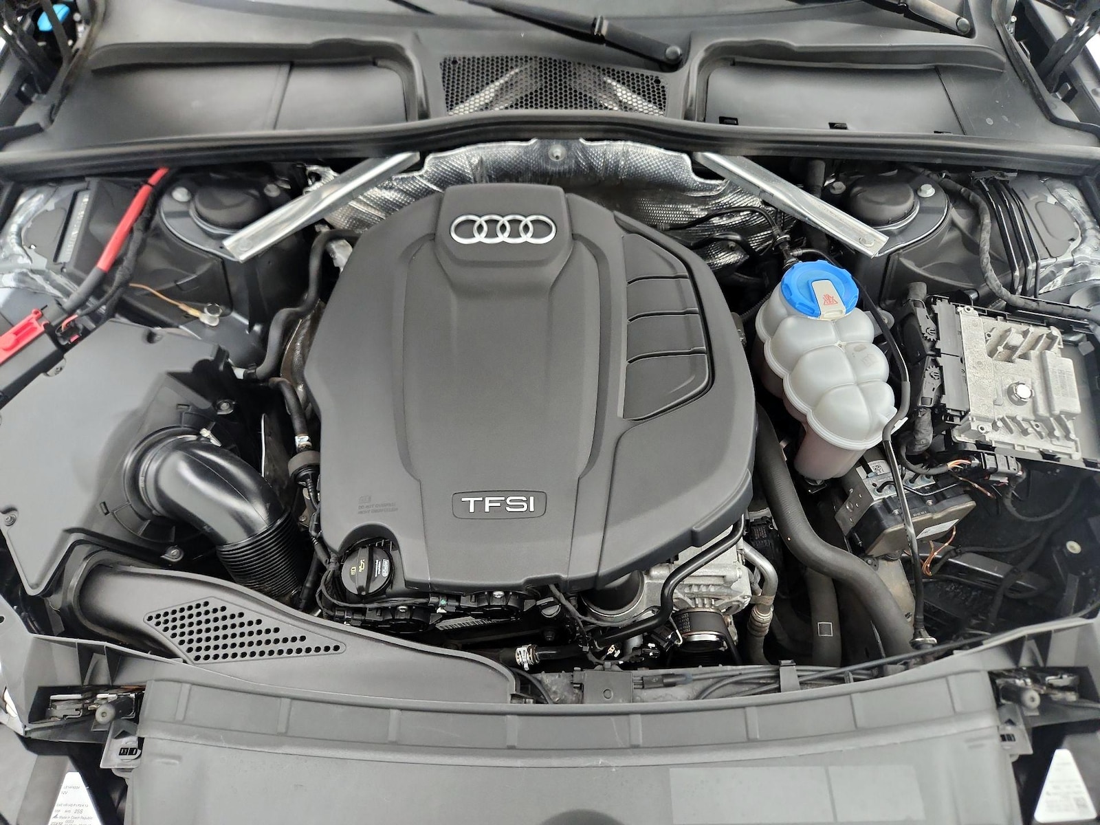 2017 Audi A4 Premium - Photo 23