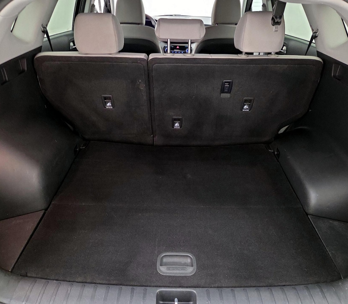 Trunk/Cargo (Seats Up)