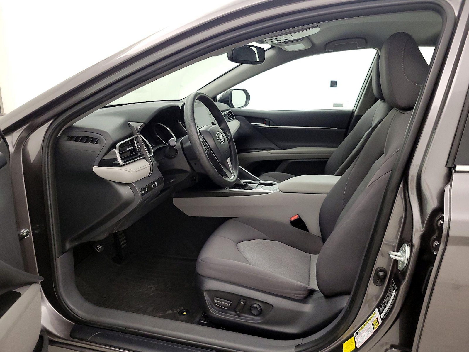 Power Seat(s) & Side Airbags