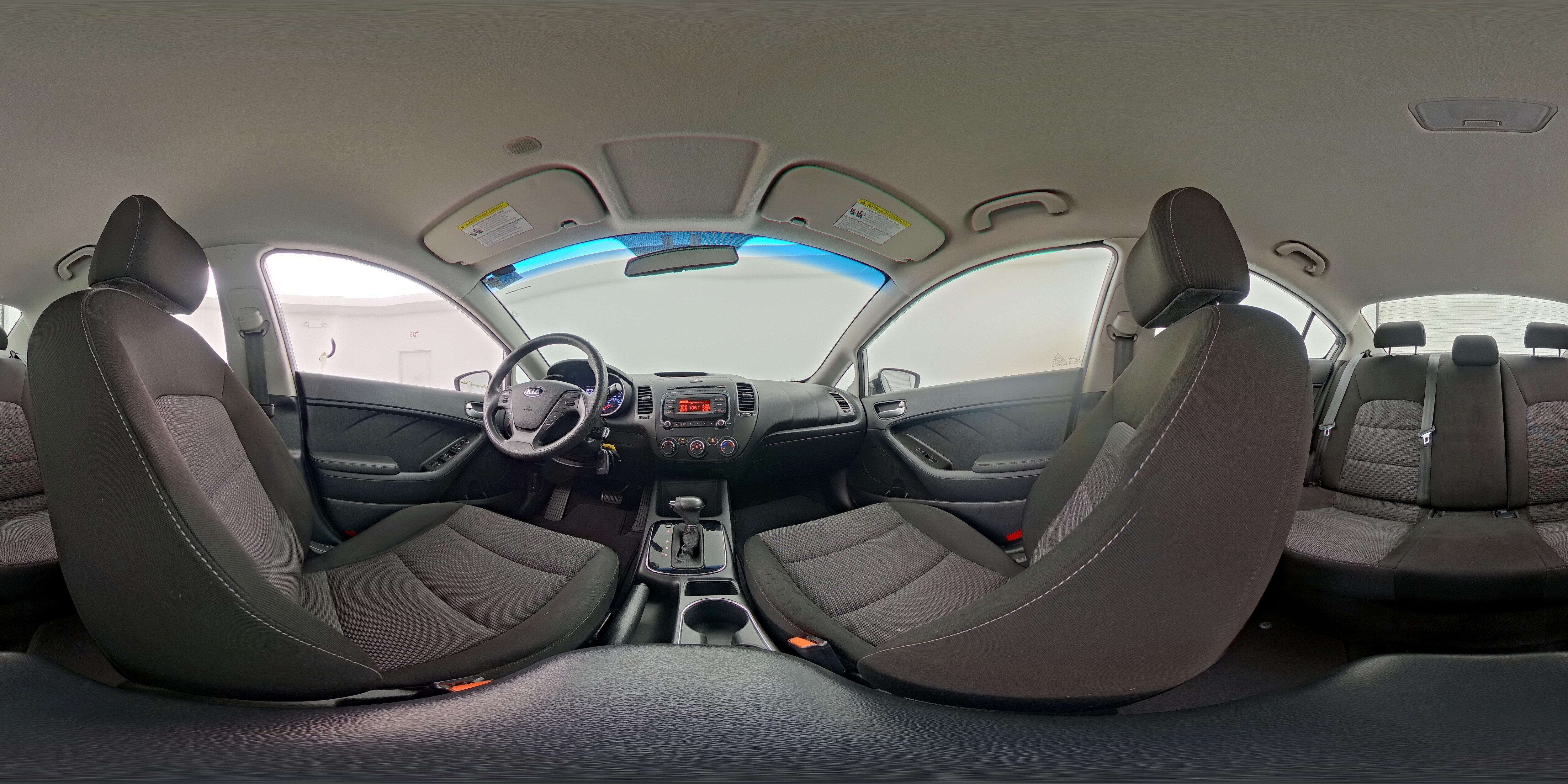 2017 Kia Forte LX - Photo 23