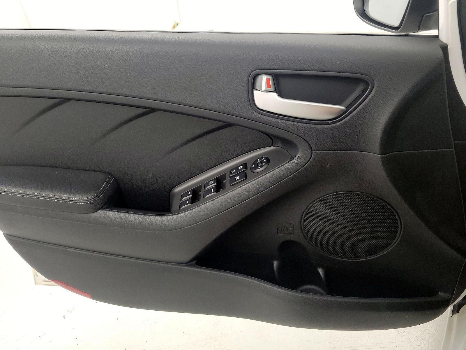 2017 Kia Forte LX - Photo 13