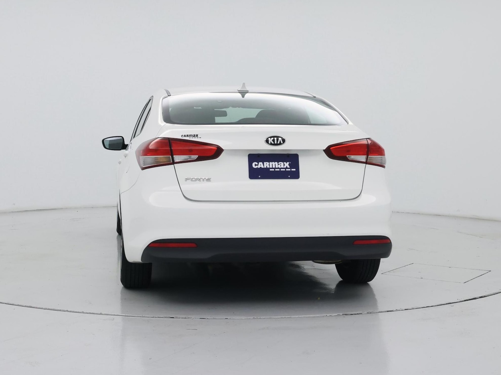 2017 Kia Forte LX - Photo 7