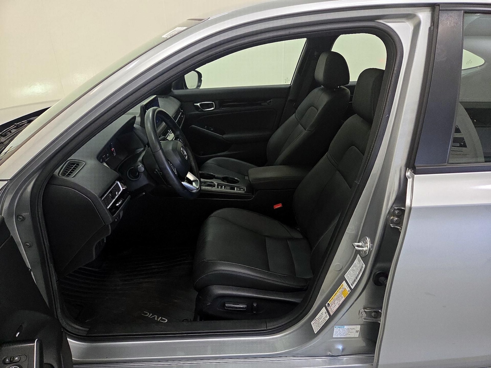 2025 Honda Civic Sport Touring - Photo 12