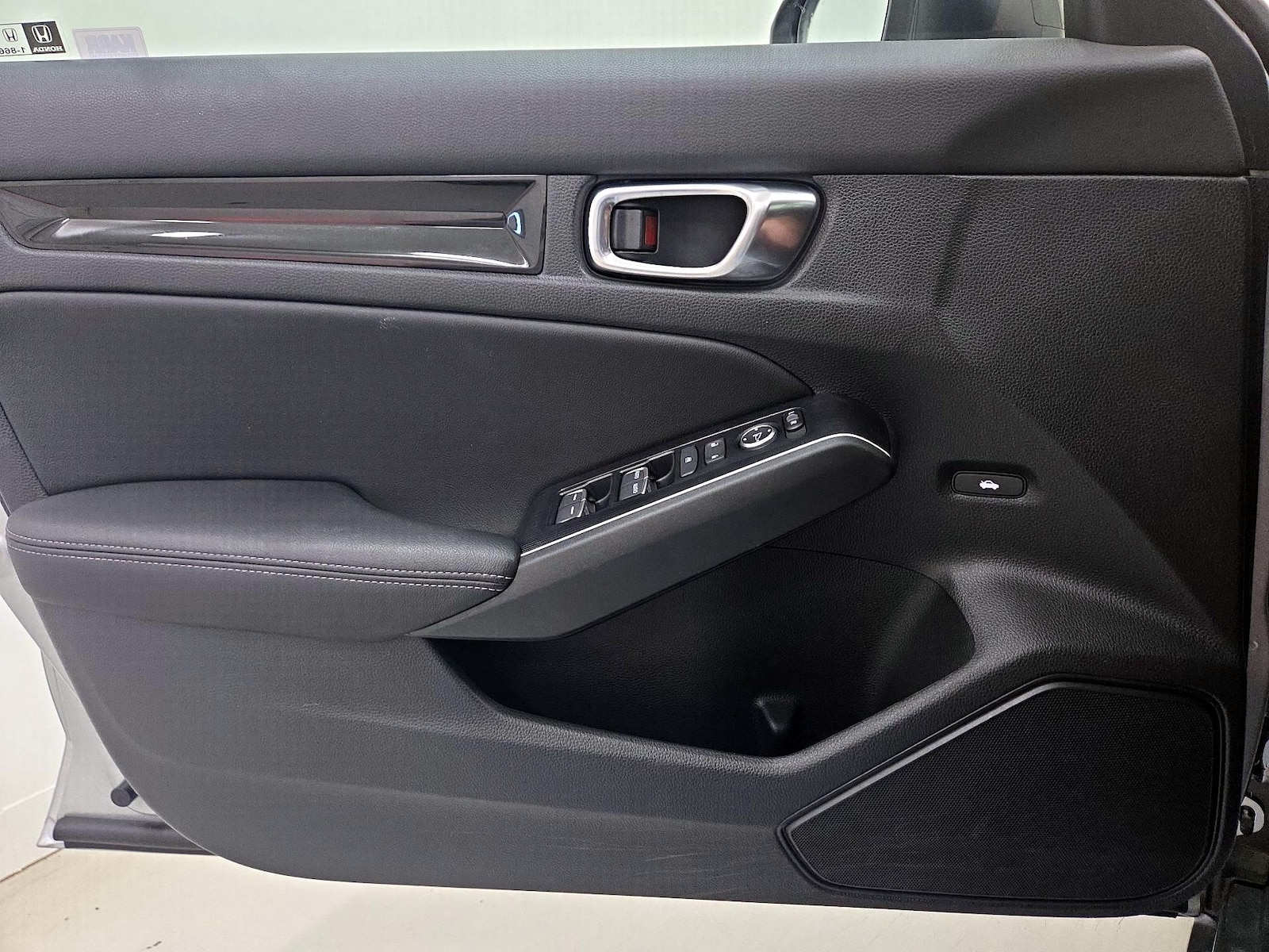 2025 Honda Civic Sport Touring - Photo 13