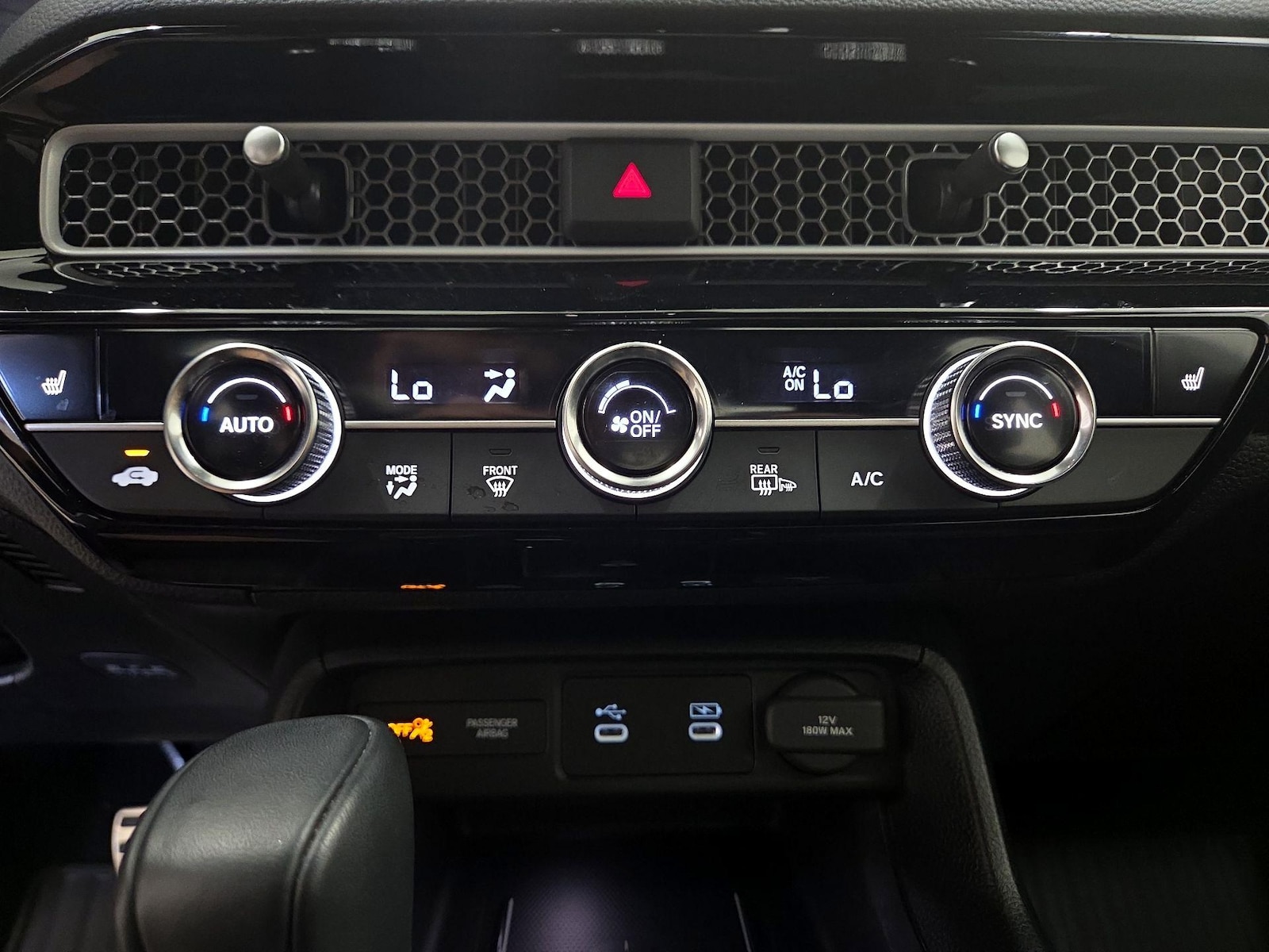 2025 Honda Civic Sport Touring - Photo 18
