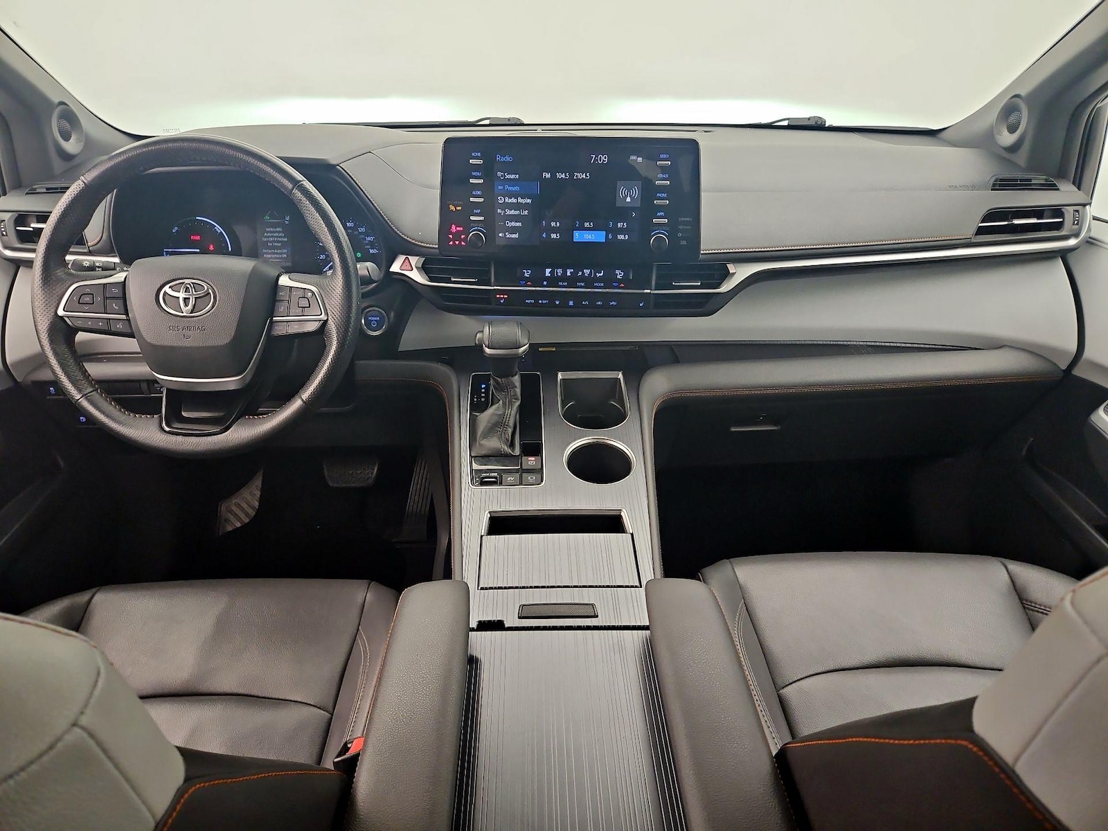 Apple CarPlay® & Android Auto™