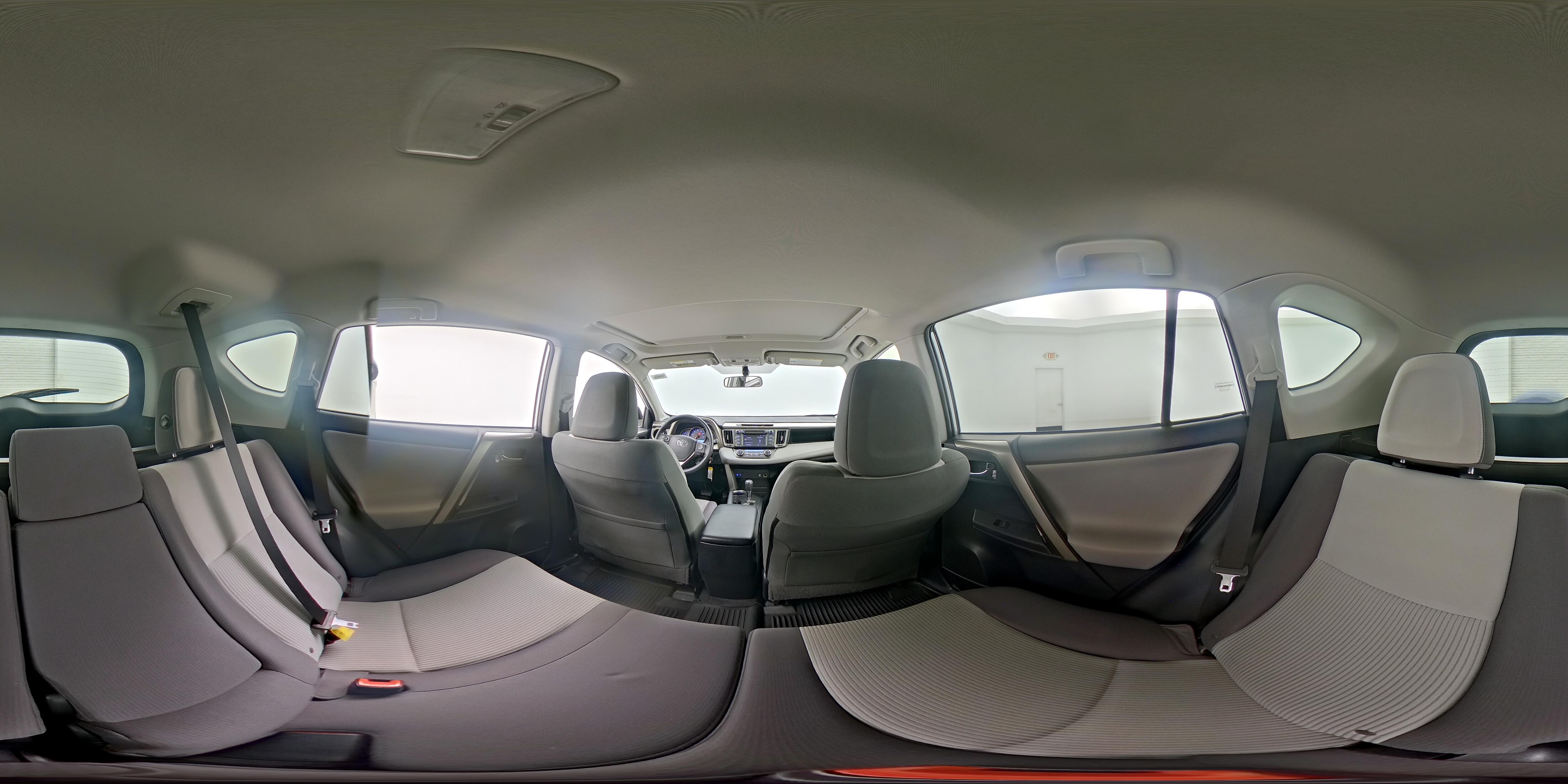 2015 Toyota RAV4 XLE - Photo 26