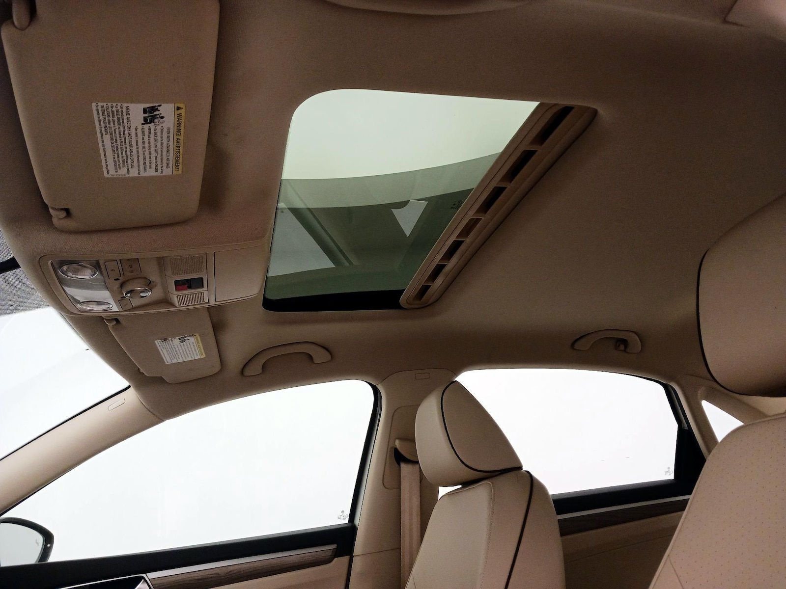 Sunroof(s) & Overhead Airbags