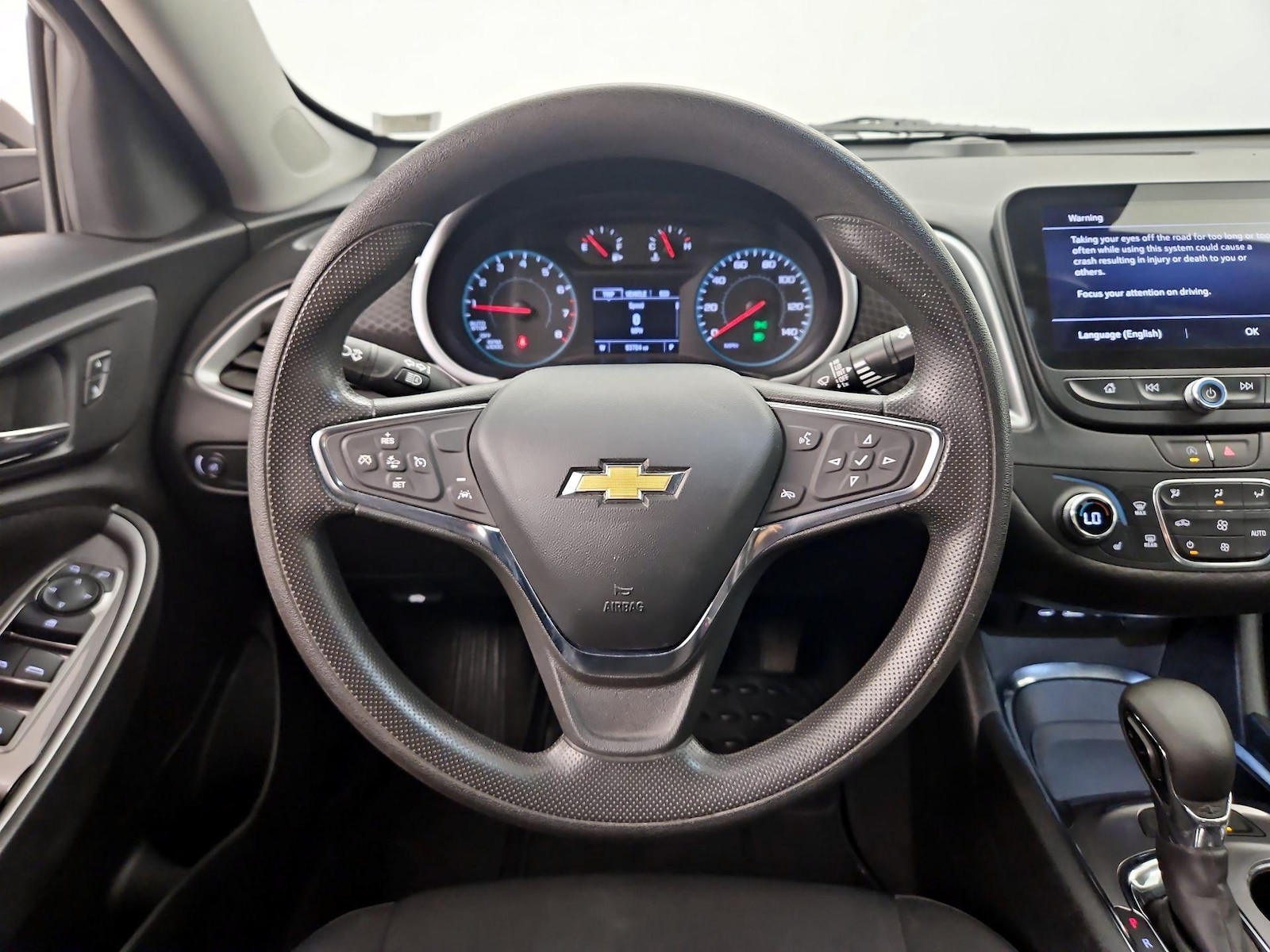 2024 Chevrolet Malibu 1LT - Photo 11