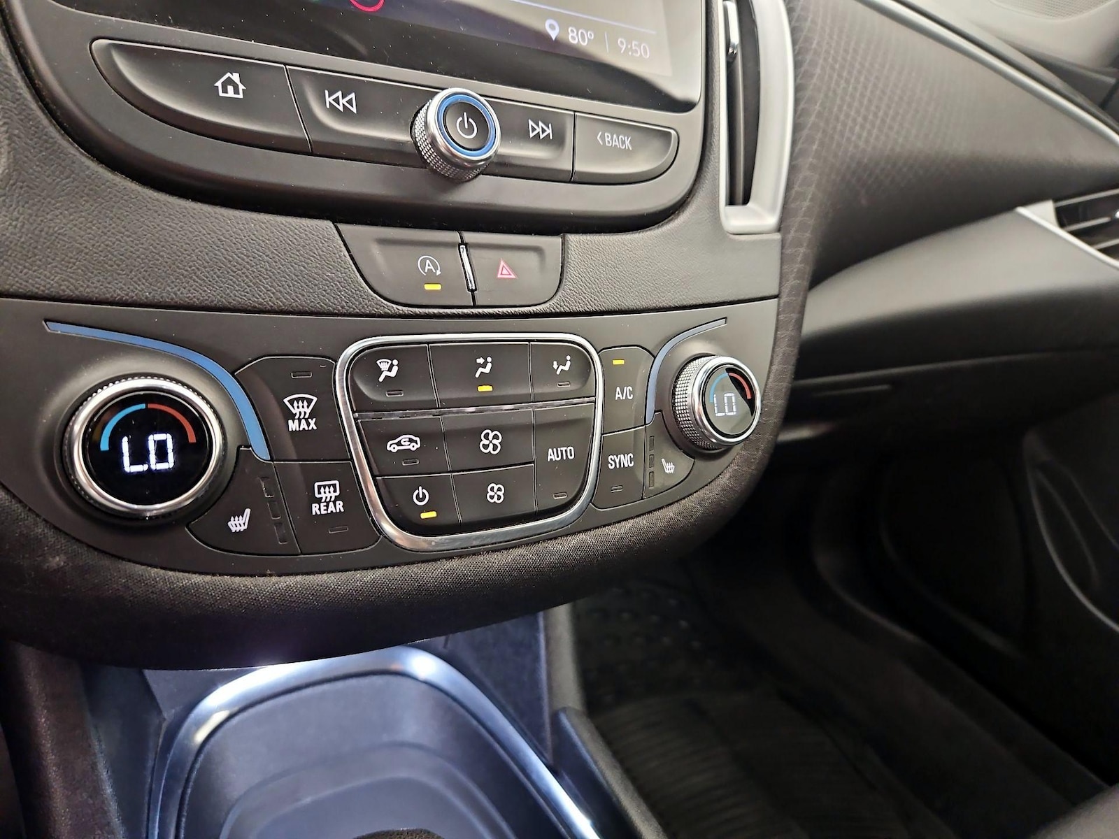 2024 Chevrolet Malibu 1LT - Photo 17
