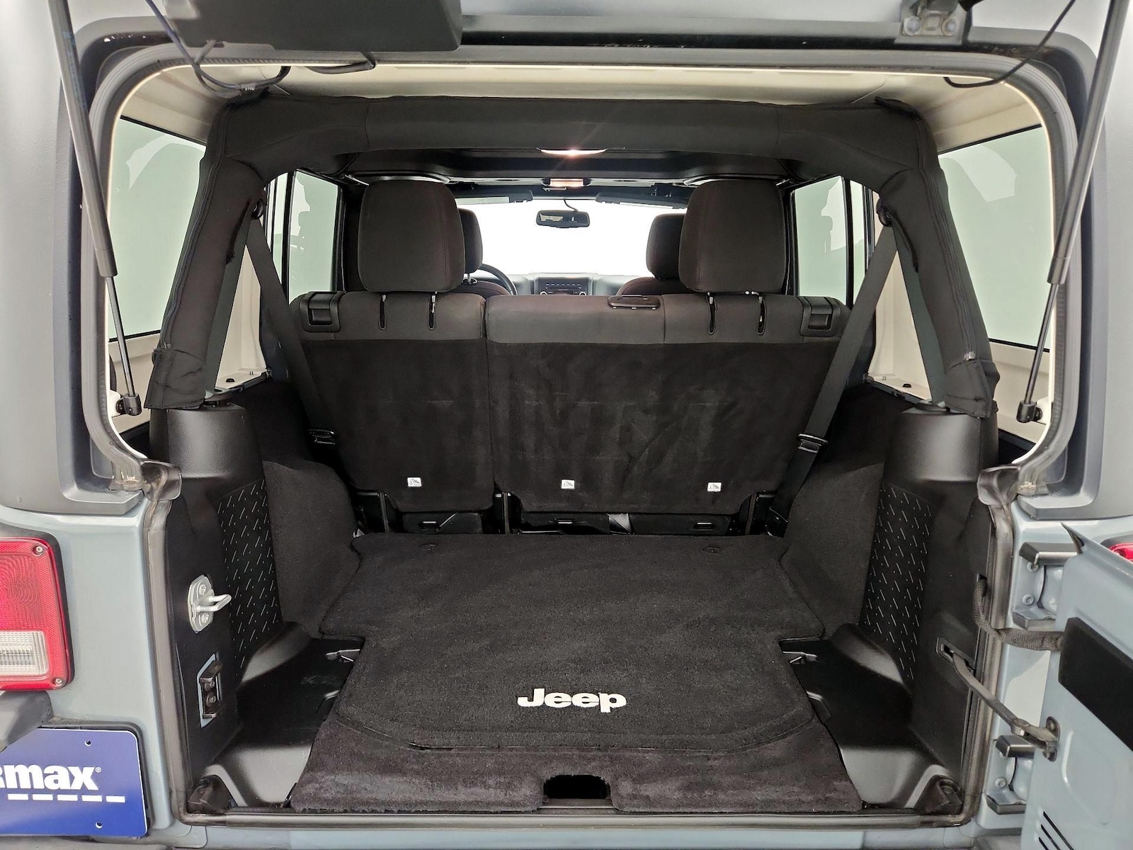 2015 Jeep Wrangler Unlimited Sport - Photo 18