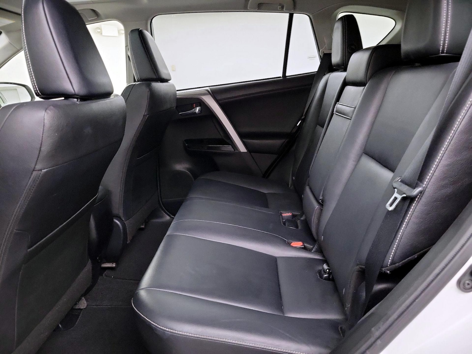 2016 Toyota RAV4 Limited - Photo 22