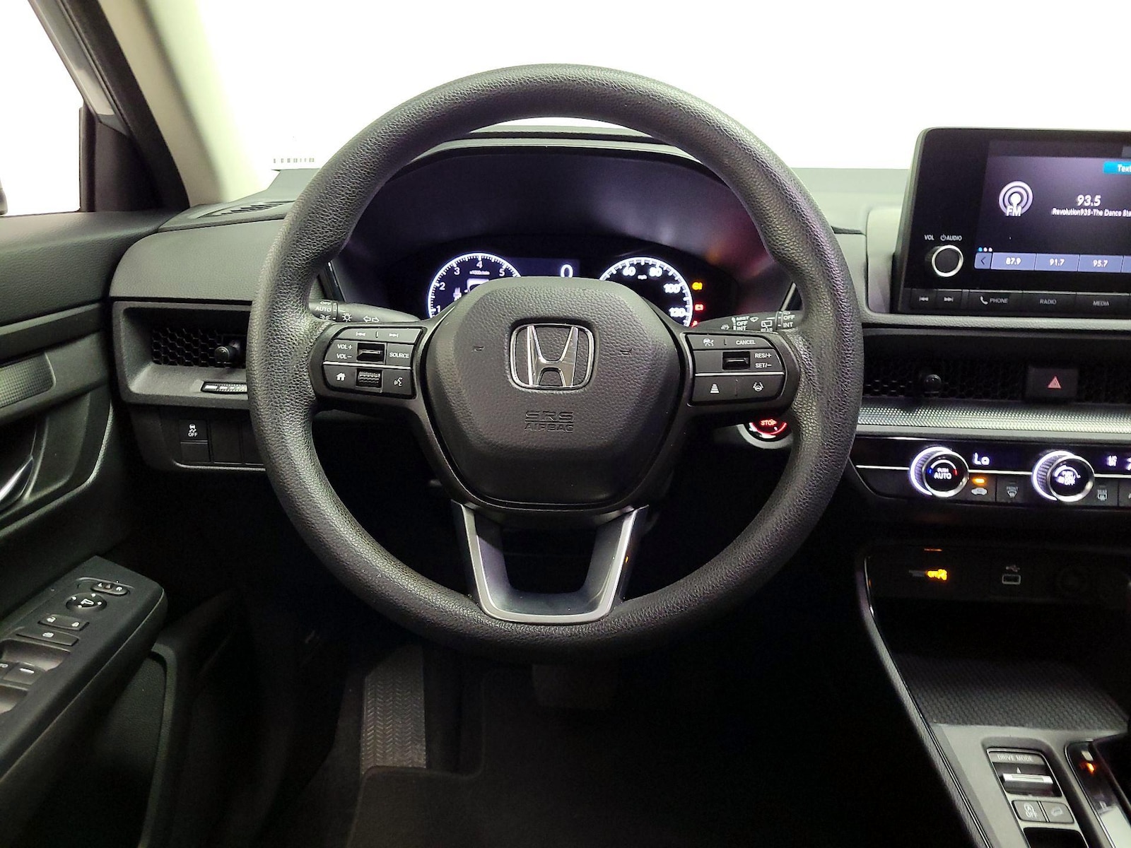 2024 Honda CR-V LX - Photo 11