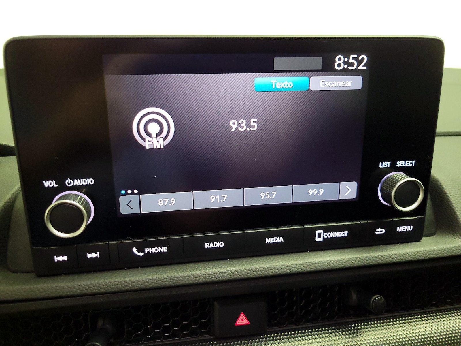 2024 Honda CR-V LX - Photo 16
