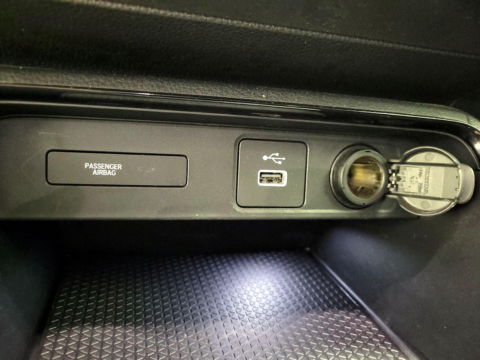 2024 Honda CR-V LX - Photo 19