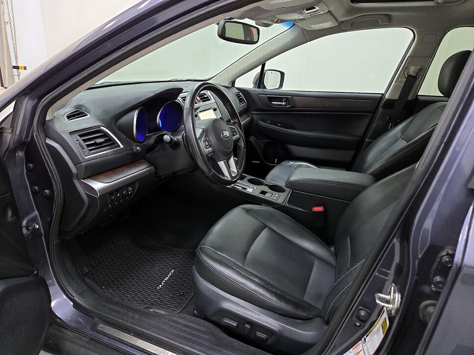 2015 Subaru Outback Limited - Photo 12