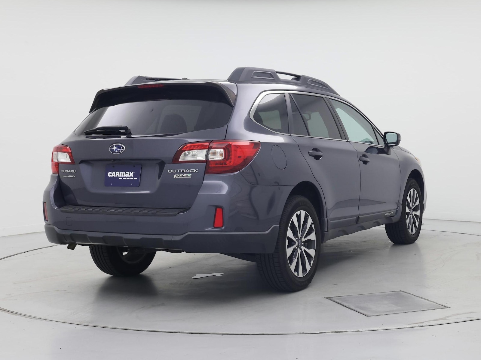 2015 Subaru Outback Limited - Photo 9