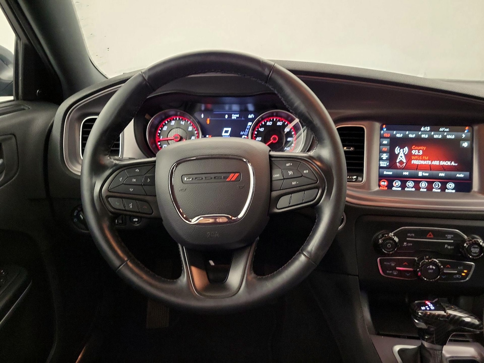 2023 Dodge Charger SXT - Photo 11