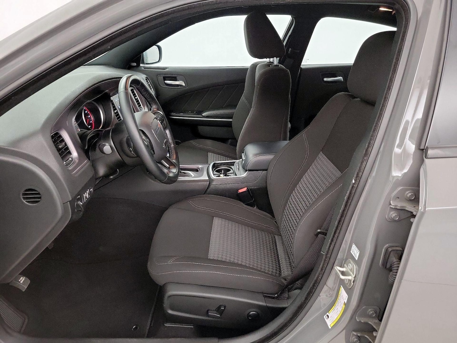 2023 Dodge Charger SXT - Photo 12