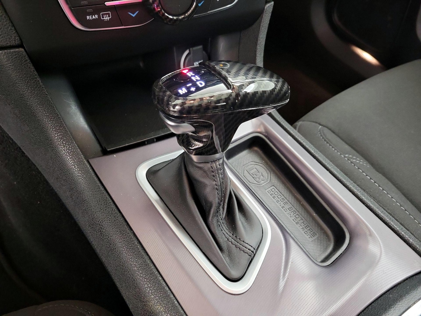2023 Dodge Charger SXT - Photo 18