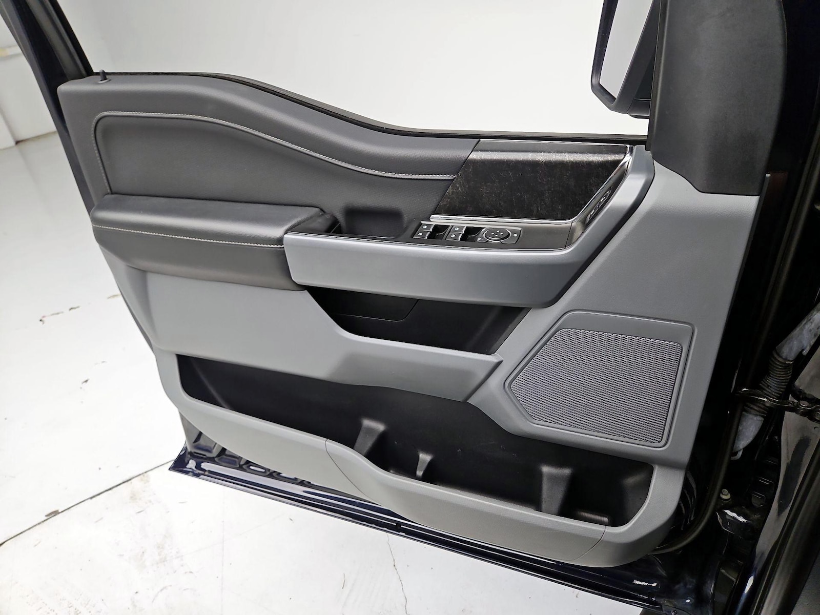 2022 Ford F-150 XLT - Photo 13